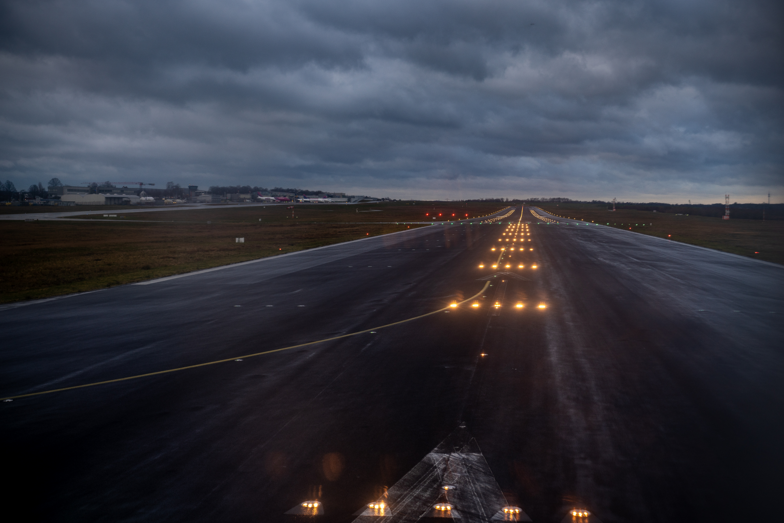 Dortmund Airport - Runway